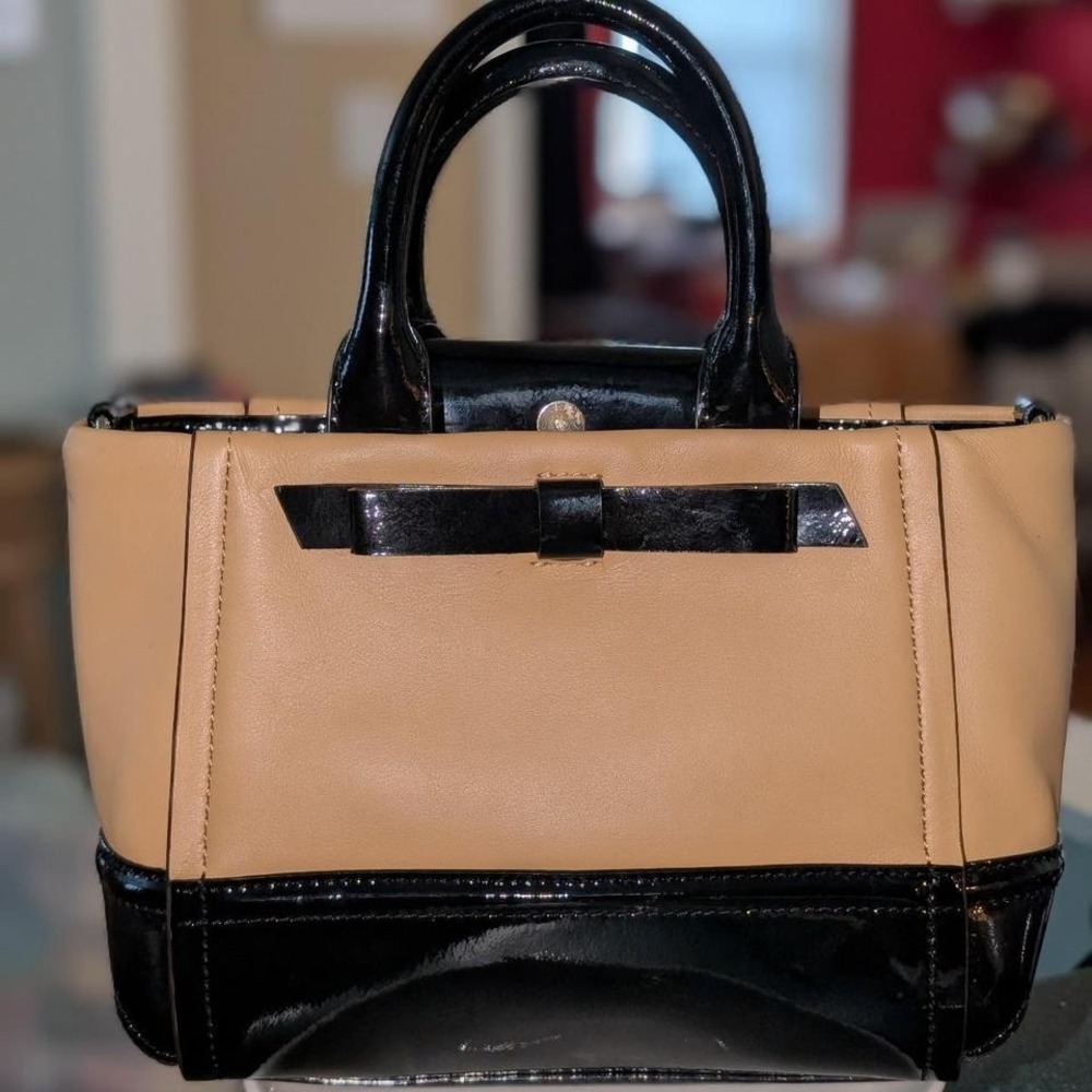 Kate Spade Tan & Black Patent Leather Satchel Tote Purse Structured Classic